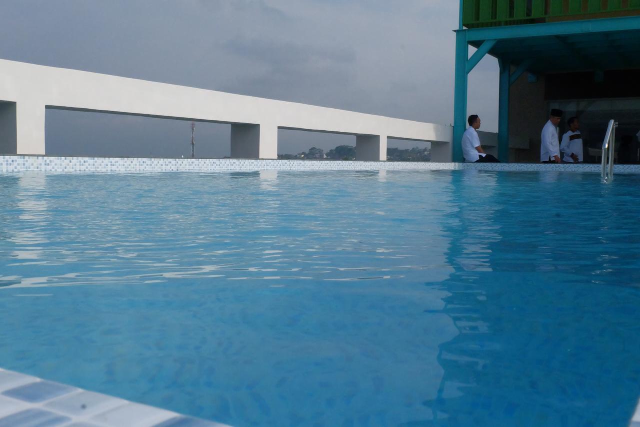 Syariah Radho Hotel Sengkaling Malang Exteriör bild